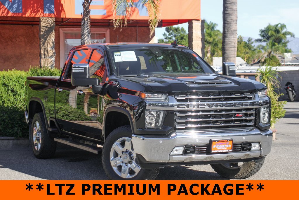 Used 2020 Chevrolet Silverado 2500 LTZ w/ LTZ Premium Package image 2