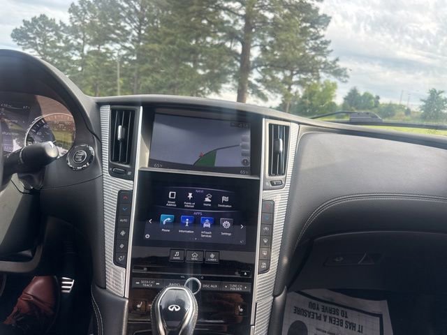 Used 2018 INFINITI Q60 Red Sport 400 w/ Pro Active Package RWD image 28