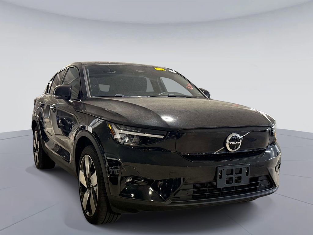 Used 2024 Volvo C40 P8 Recharge Plus w/ Climate Package AWD/4WD image 3