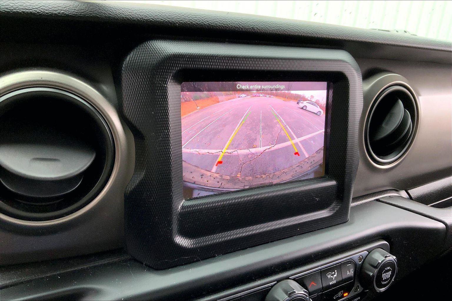 Used 2021 Jeep Wrangler Willys image 17