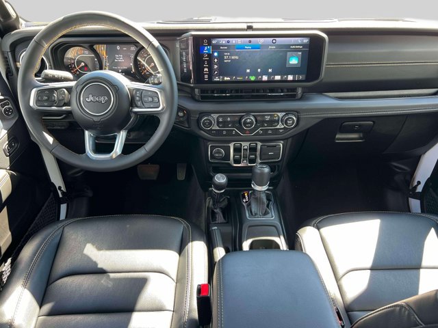Used 2024 Jeep Wrangler Unlimited Sahara w/ Safety Group AWD/4WD image 12