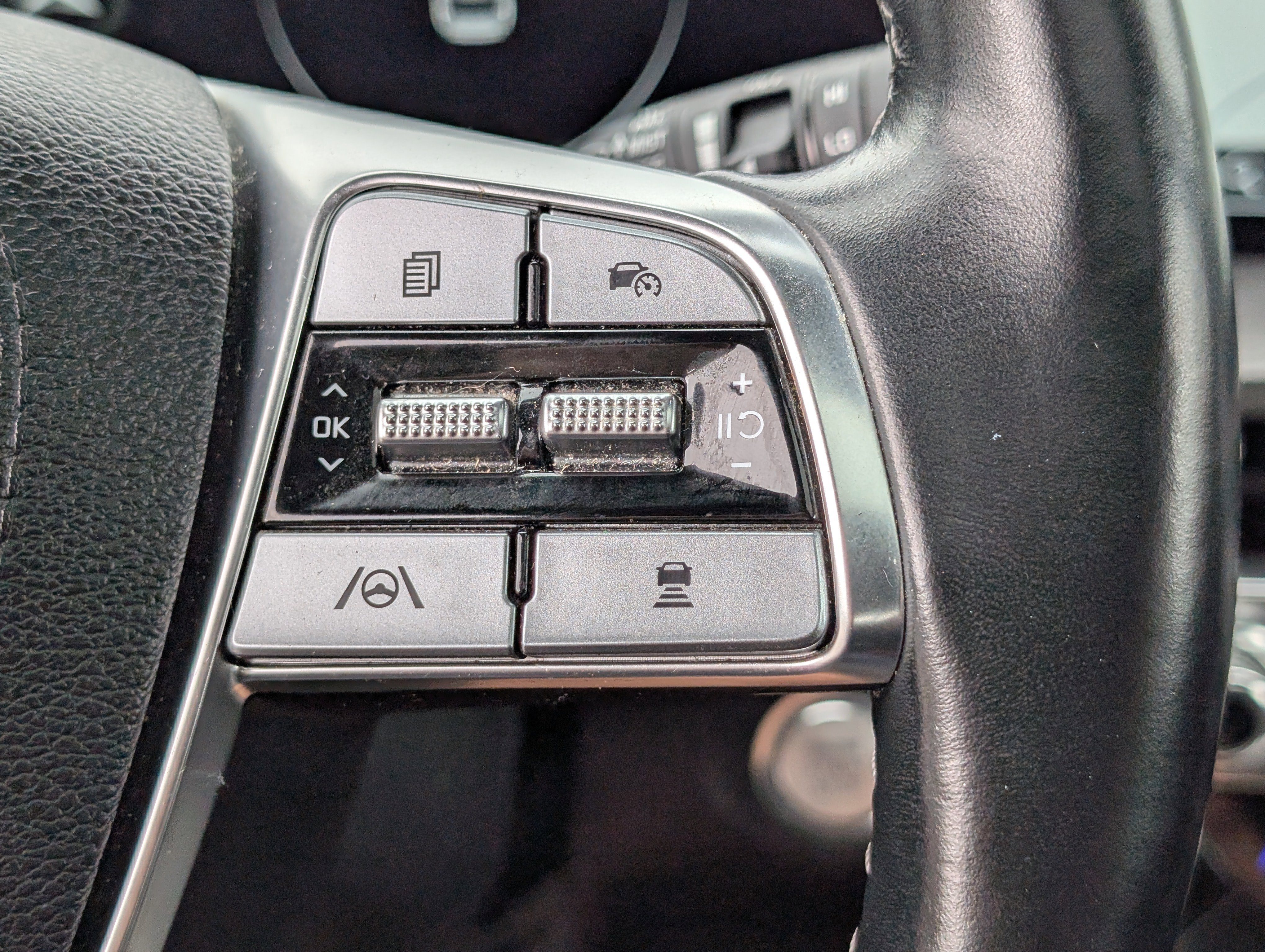 Used 2023 Kia Telluride SX X-Pro image 29