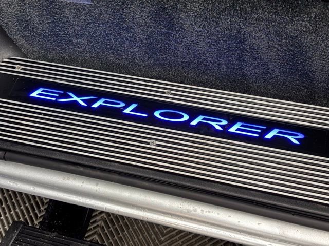 Used 2024 Chevrolet Express 2500 w/ Driver Convenience Package image 19