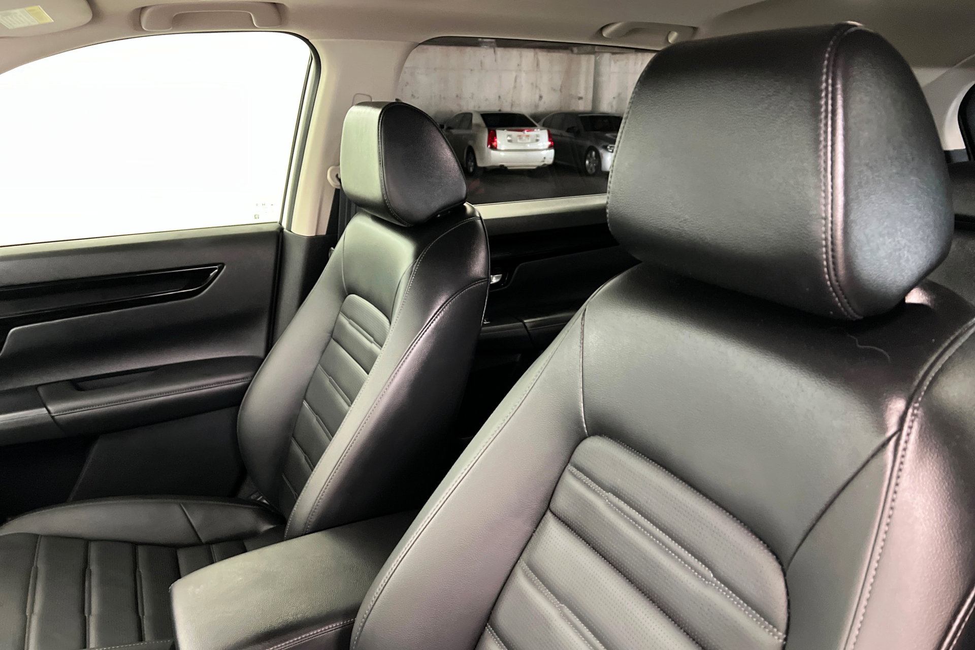 Used 2025 Honda CR-V EX-L image 17