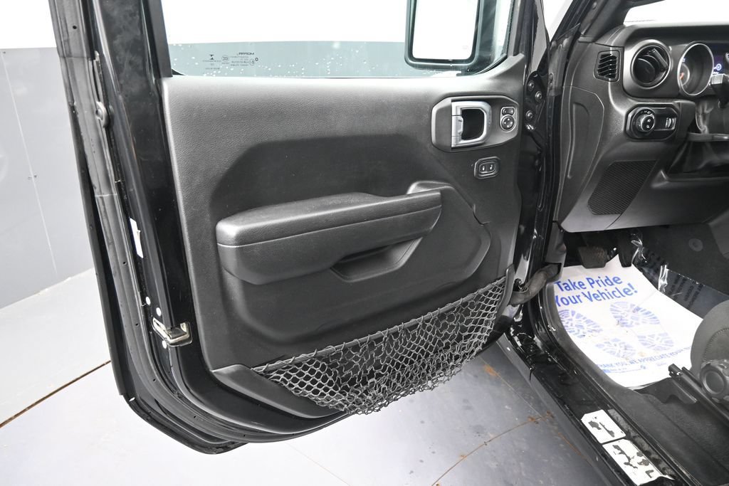 Used 2023 Jeep Gladiator Sport AWD/4WD image 27
