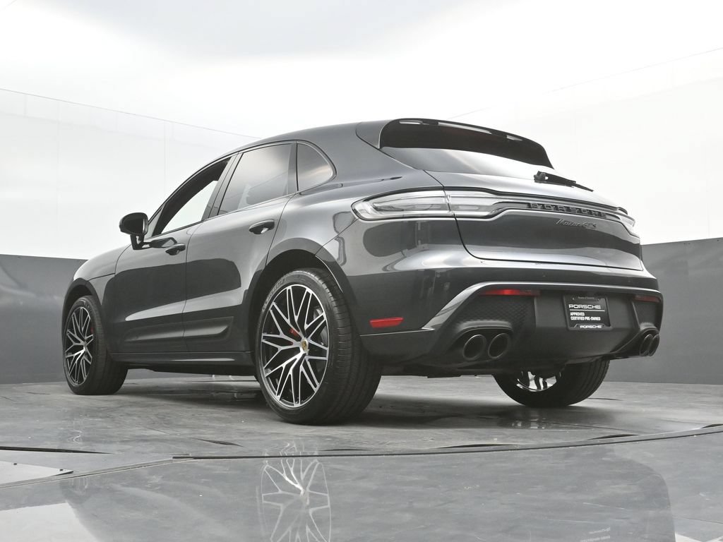 Certified 2024 Porsche Macan GTS AWD/4WD image 31
