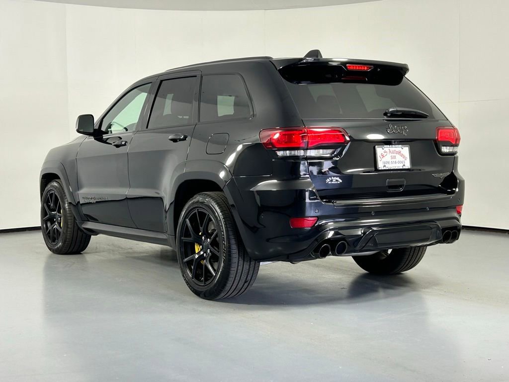 Used 2018 Jeep Grand Cherokee Trackhawk AWD/4WD image 5