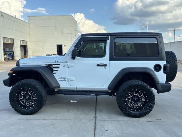 Used 2020 Jeep Wrangler Sport AWD/4WD image 3