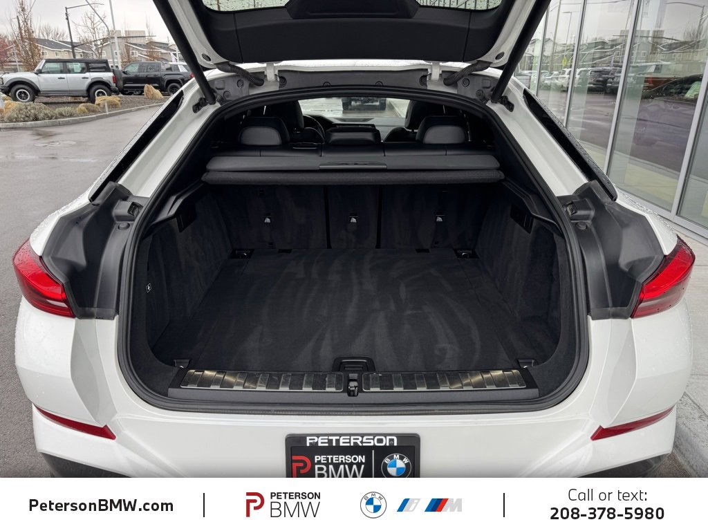 Used 2023 BMW X6 xDrive40i w/ M Sport Package image 6