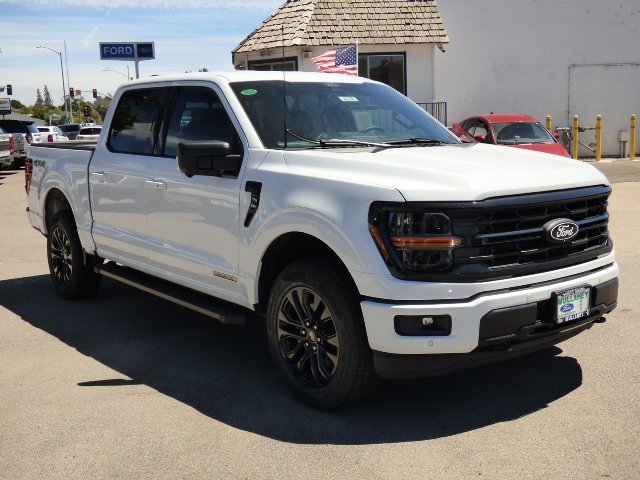 New 2025 Ford F150 XLT w/ Equipment Group 302A MID