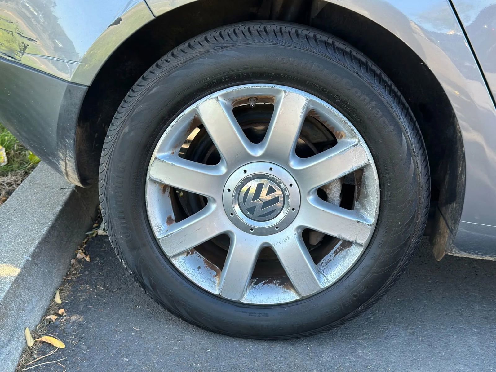 Used 2008 Volkswagen Rabbit S image 19