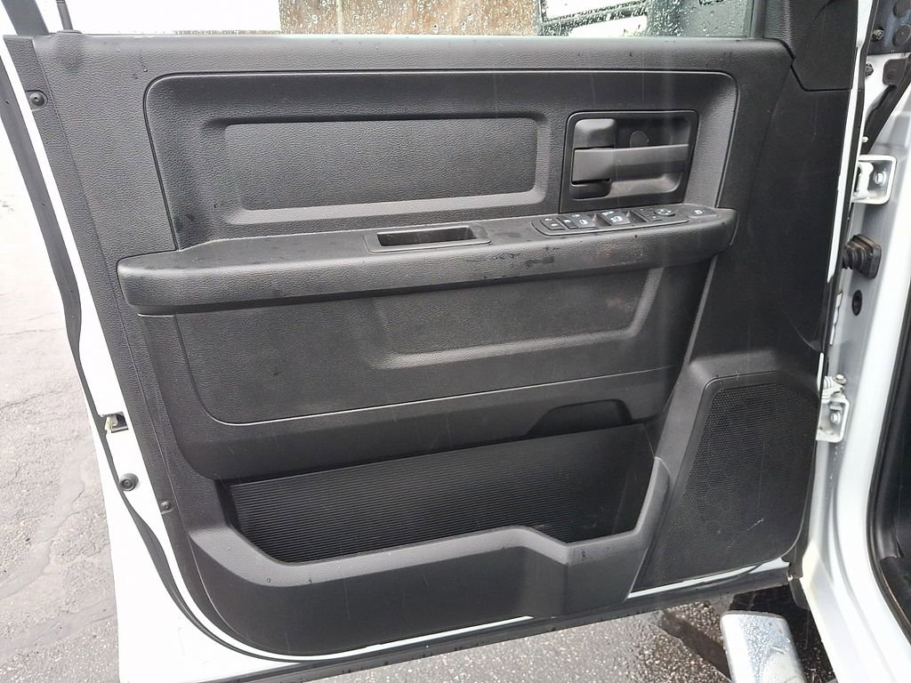 Used 2023 RAM 3500 Tradesman w/ Chrome Appearance Group image 12