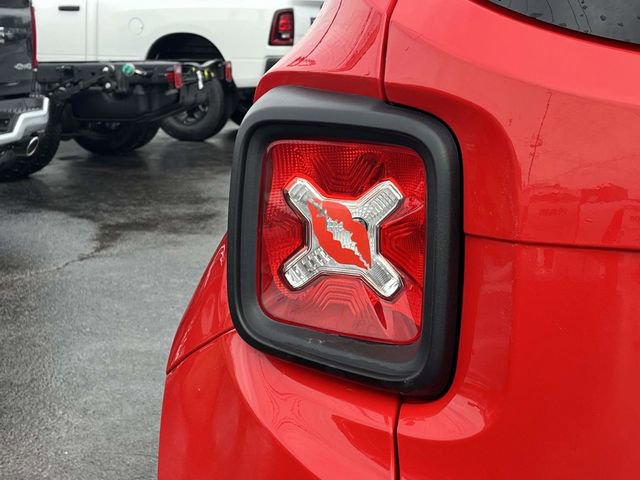 Used 2023 Jeep Renegade Latitude image 10