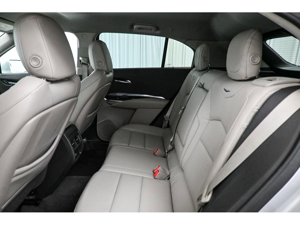 Used 2020 Cadillac XT4 Luxury image 25