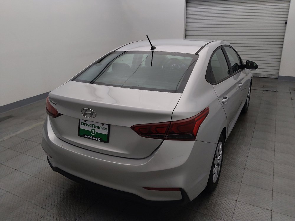 Used 2022 Hyundai Accent SE FWD image 7