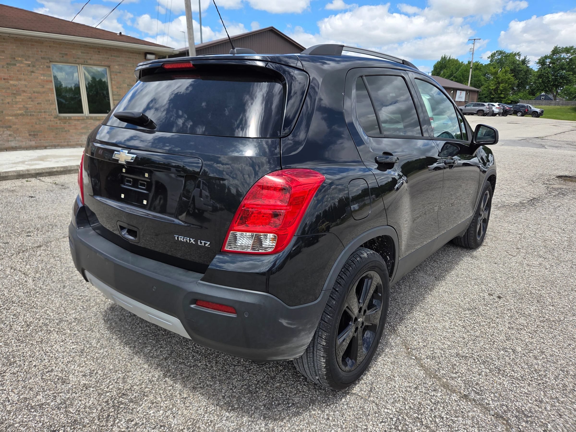 Used 2016 Chevrolet Trax LTZ w/ Midnight Edition FWD image 5