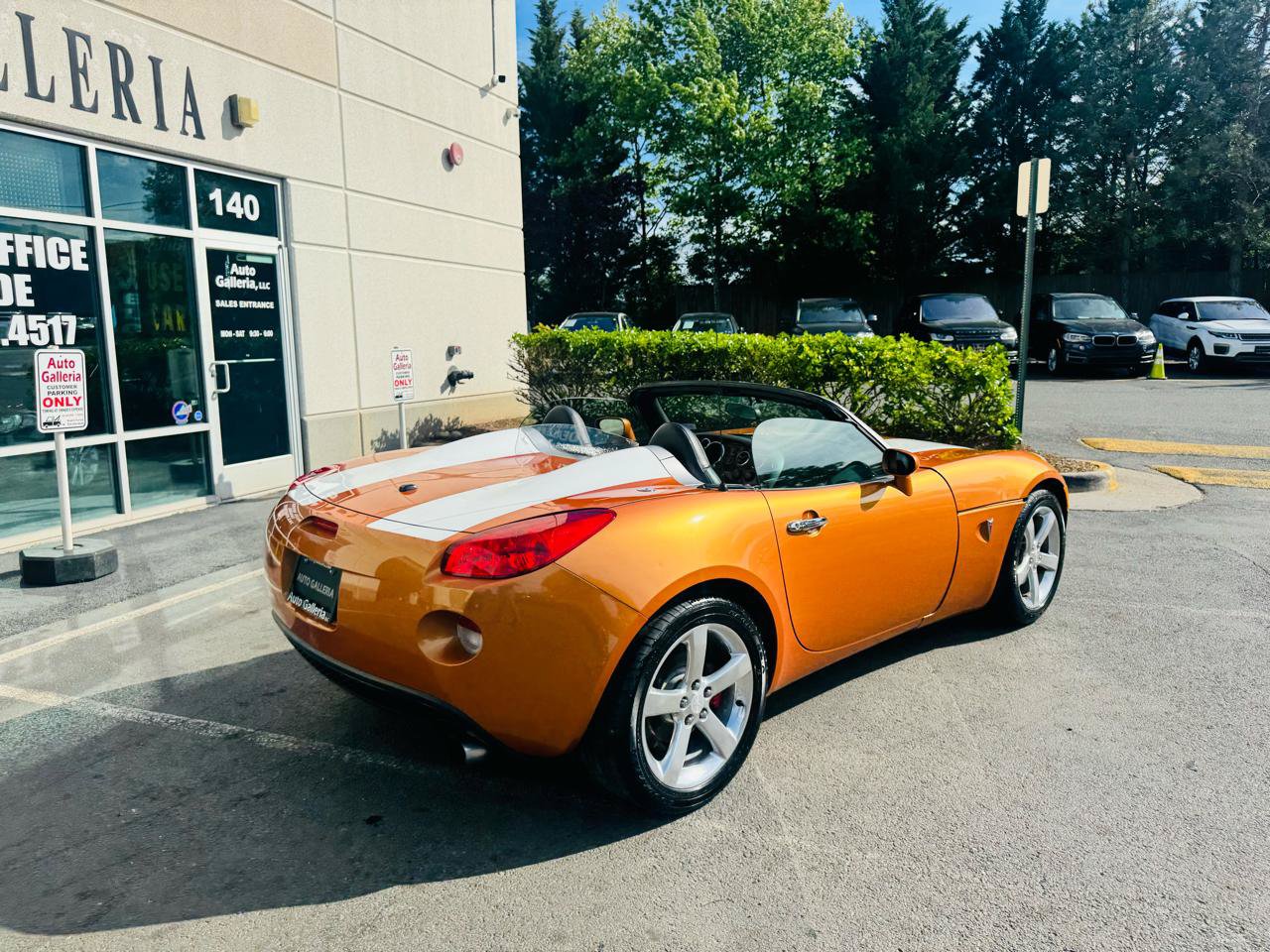 Used 2006 Pontiac Solstice Convertible w/ Premium Package RWD image 5