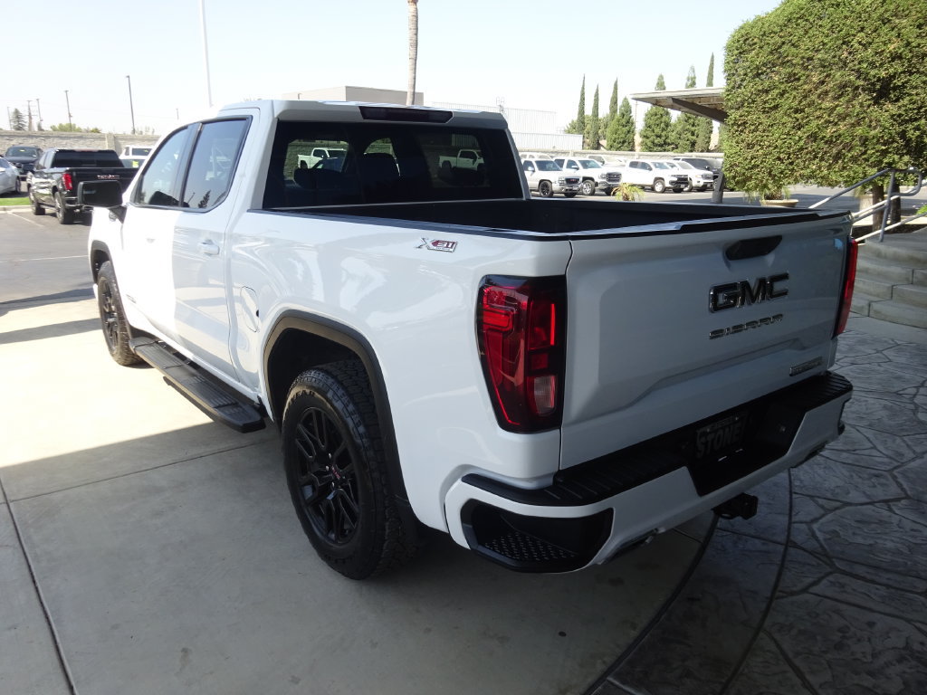 Certified 2023 GMC Sierra 1500 Elevation w/ LPO, Elevation Black Package AWD/4WD image 5
