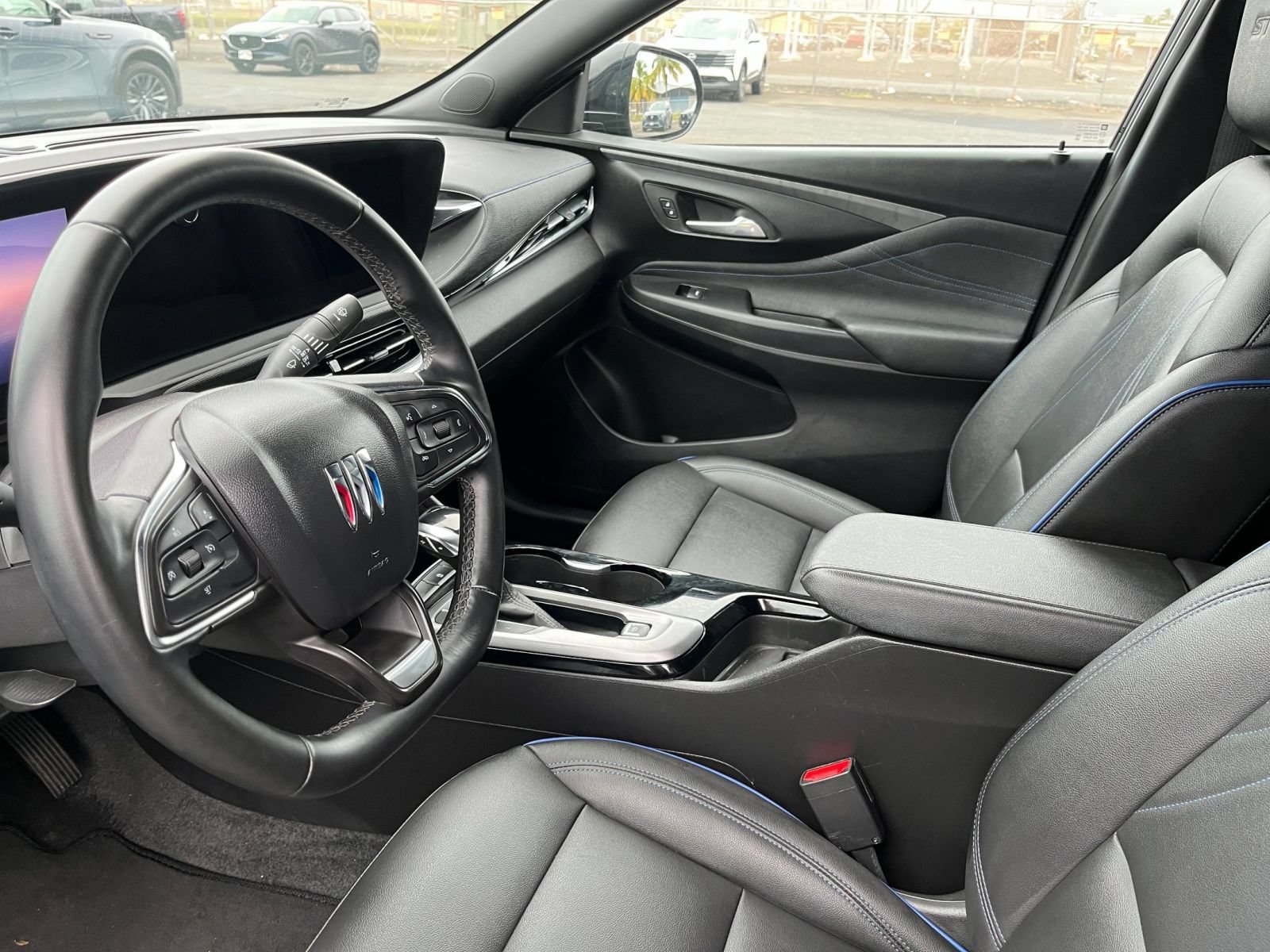 Used 2025 Buick Envista Sport Touring FWD image 32