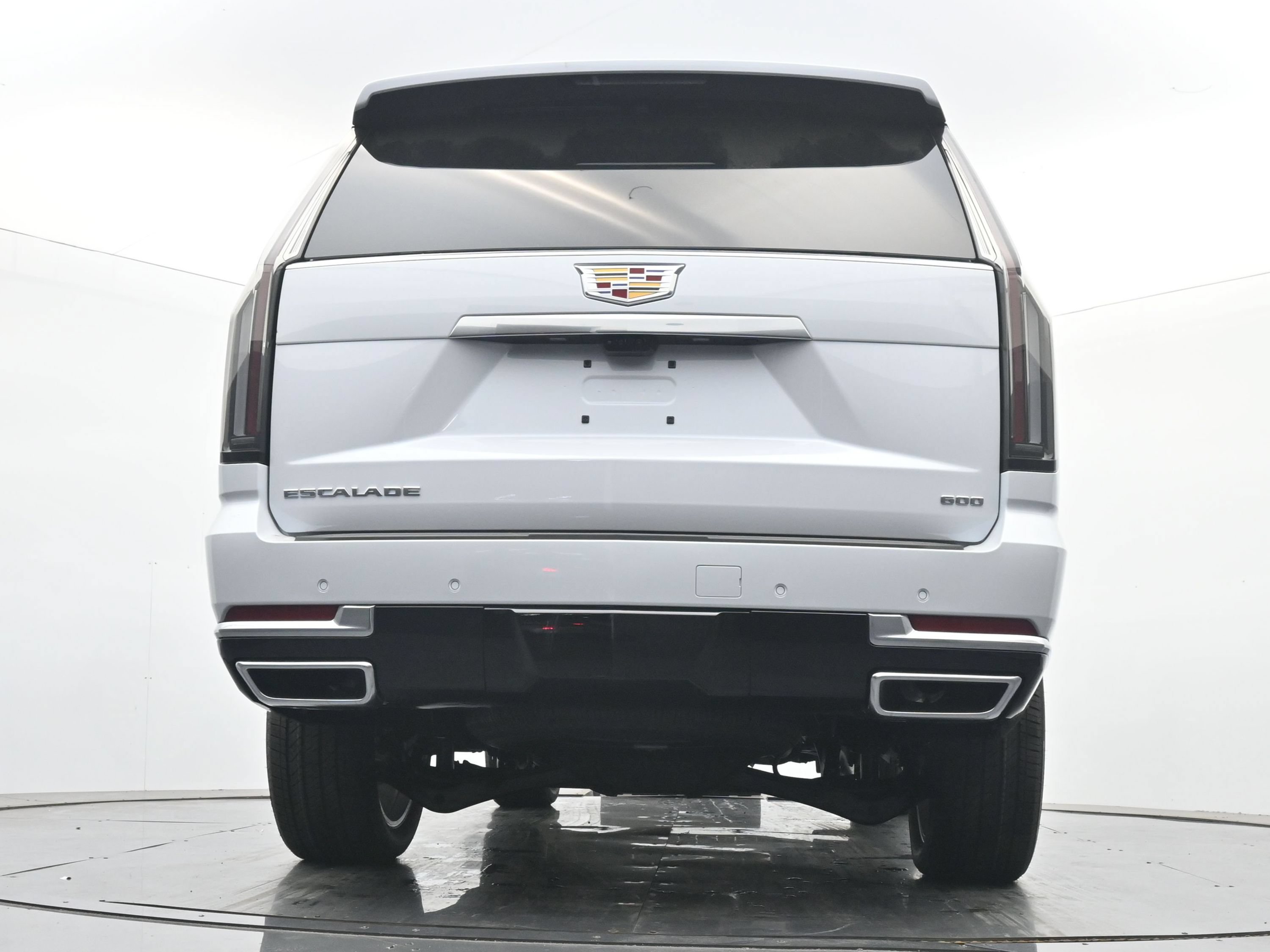 New 2026 Cadillac Escalade Luxury w/ Touring Package AWD/4WD image 18