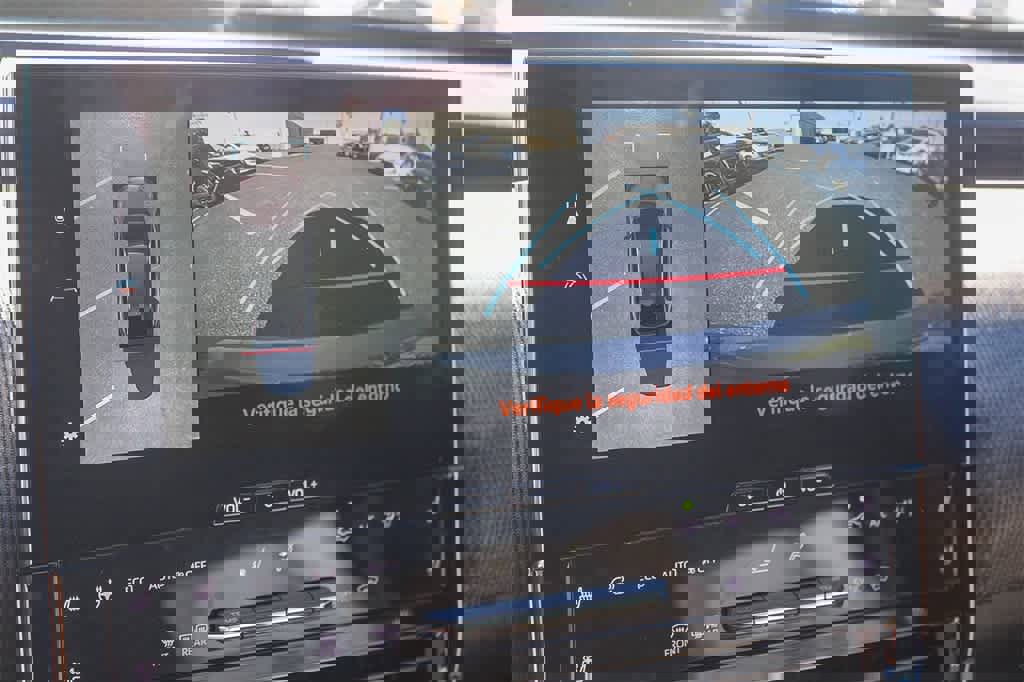 Used 2023 Toyota bZ4X Limited image 35