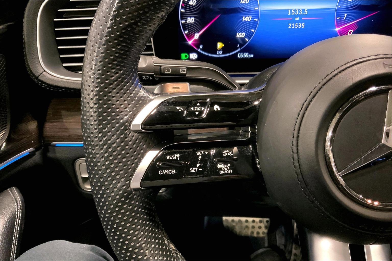 Used 2024 Mercedes-Benz GLS 450 4MATIC image 22