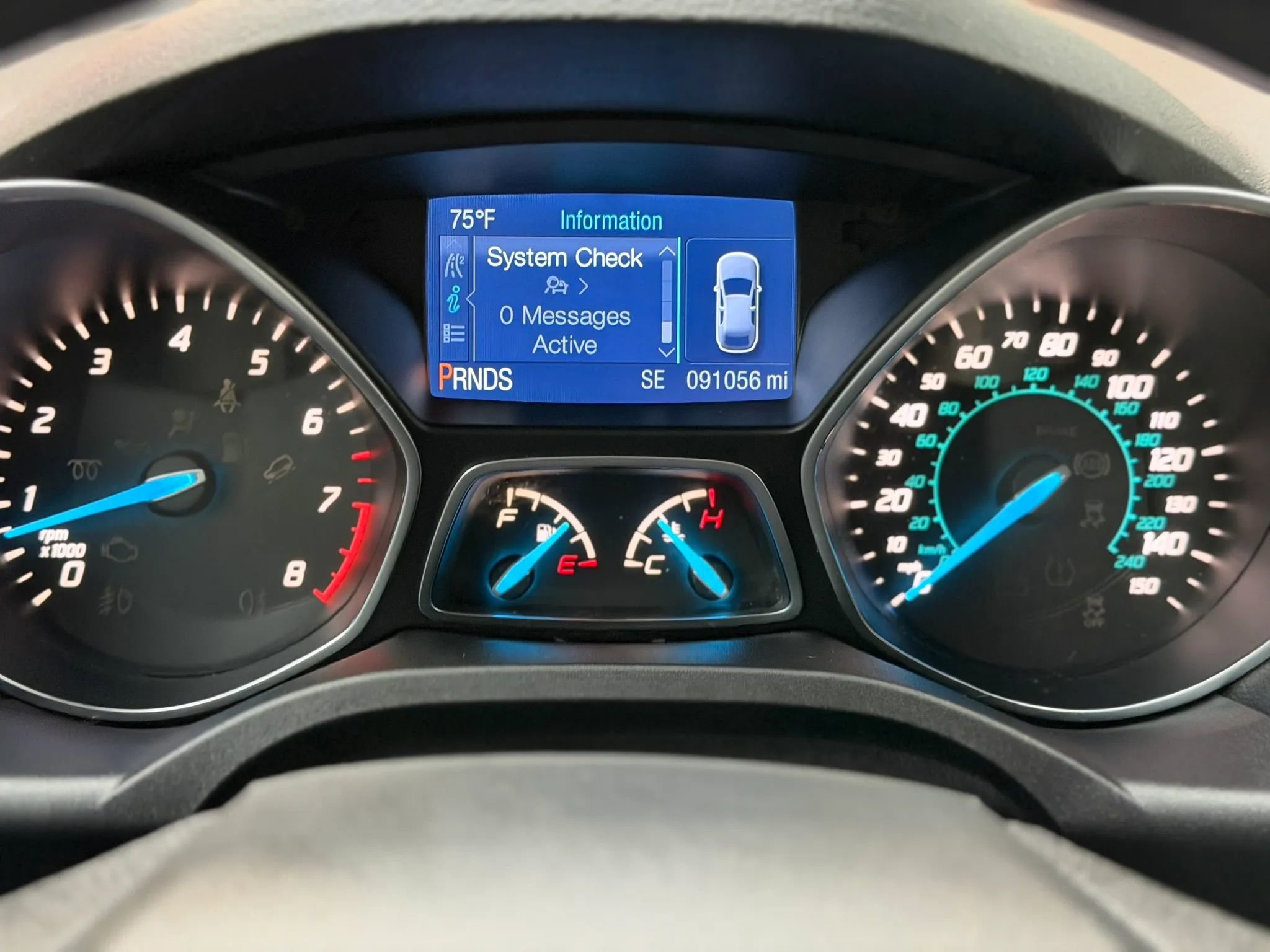 Used 2015 Ford Escape SE image 30