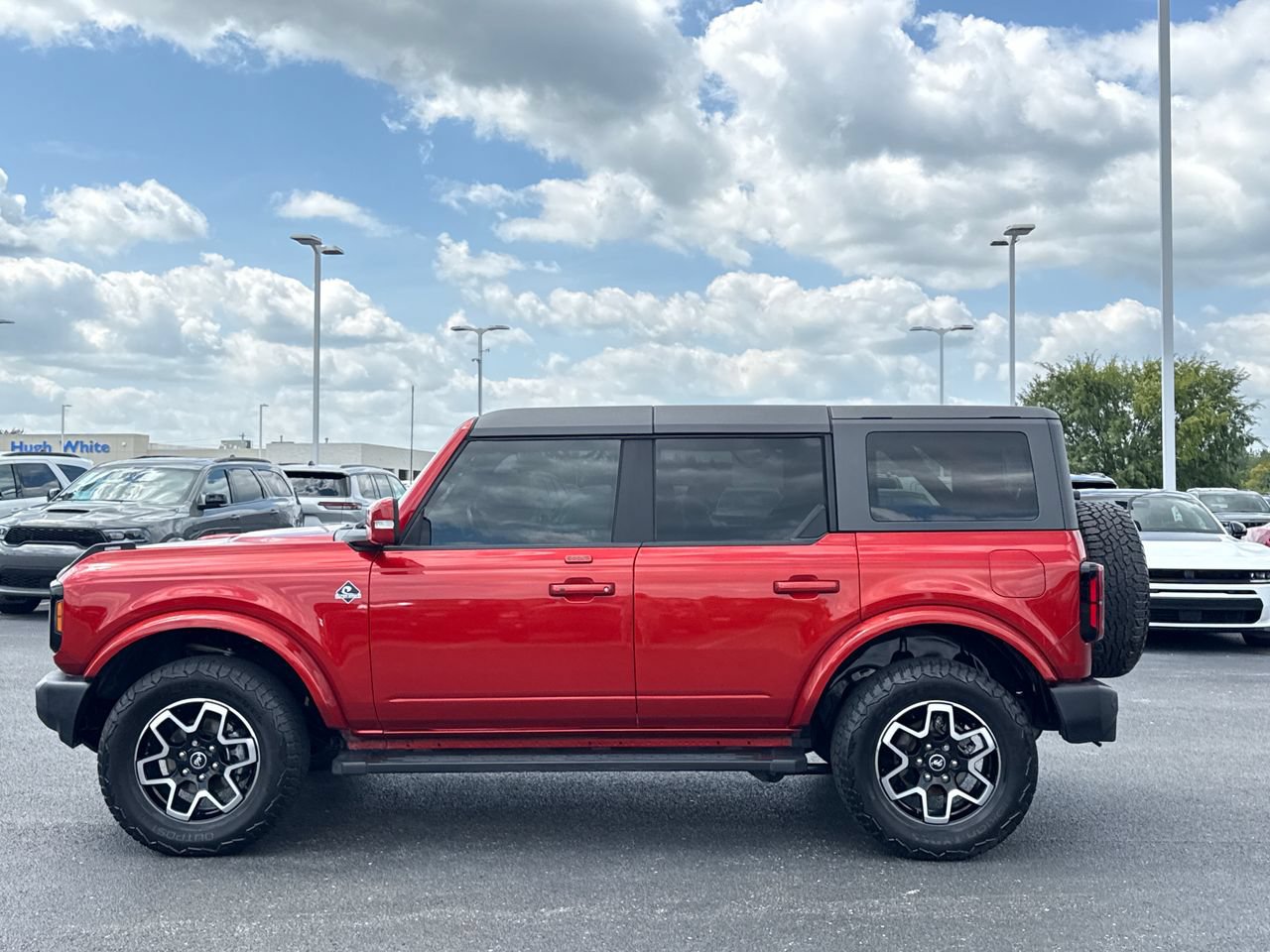 Used 2023 Ford Bronco Outer Banks AWD/4WD image 6