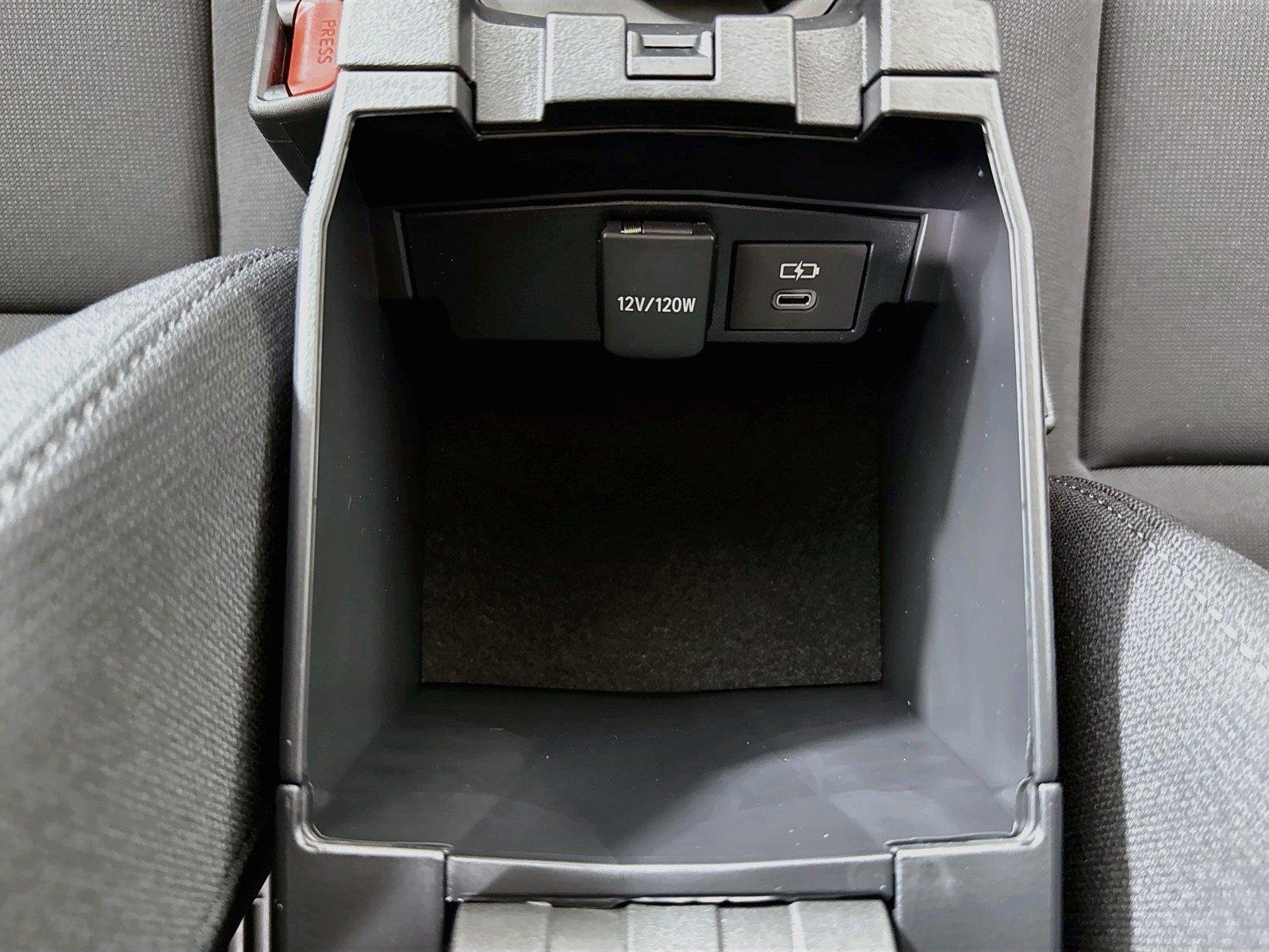 New 2027 Toyota Corolla LE FWD image 32