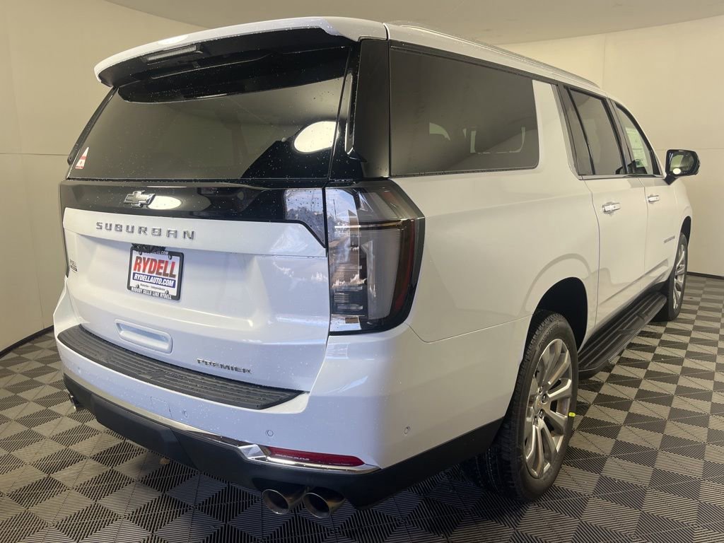 New 2026 Chevrolet Suburban Premier image 4