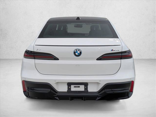 New 2026 BMW i7 M70 w/ Executive Package AWD/4WD image 8
