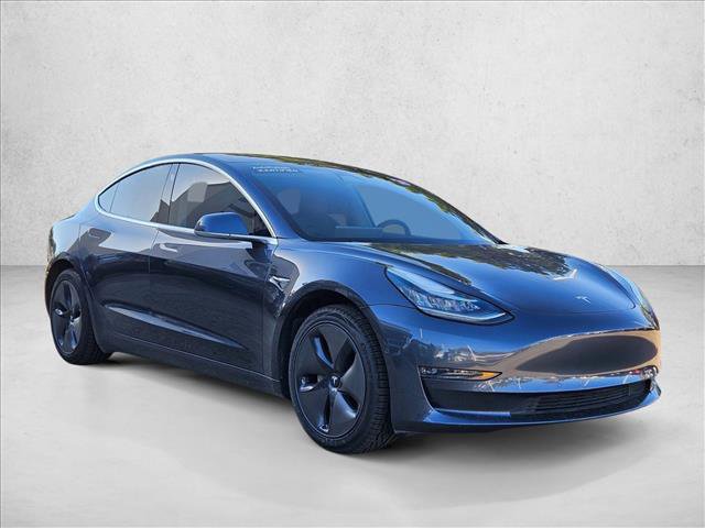 Used 2018 Tesla Model 3 Long Range video 3
