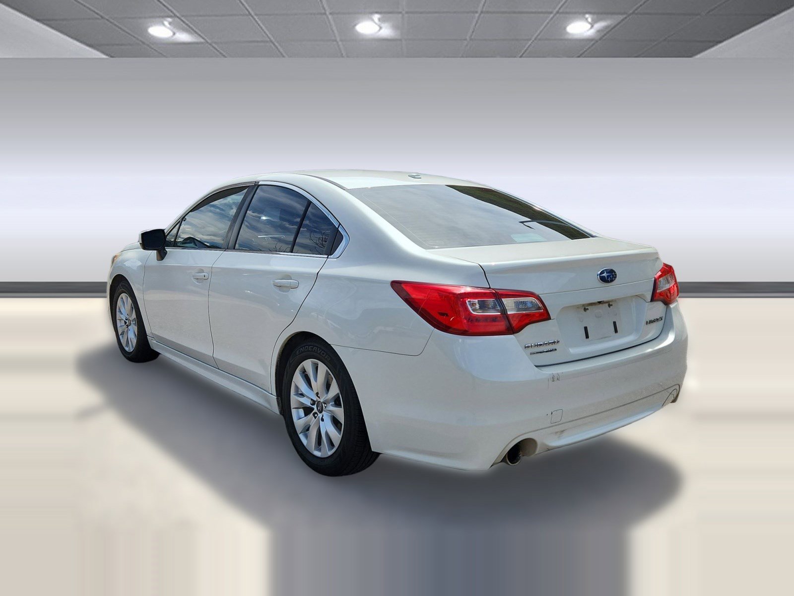 Used 2015 Subaru Legacy 2.5i Premium AWD/4WD image 3