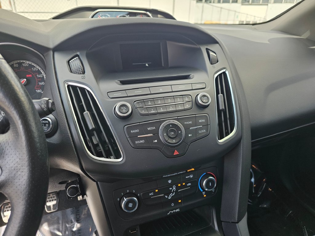 Used 2016 Ford Focus ST FWD image 25