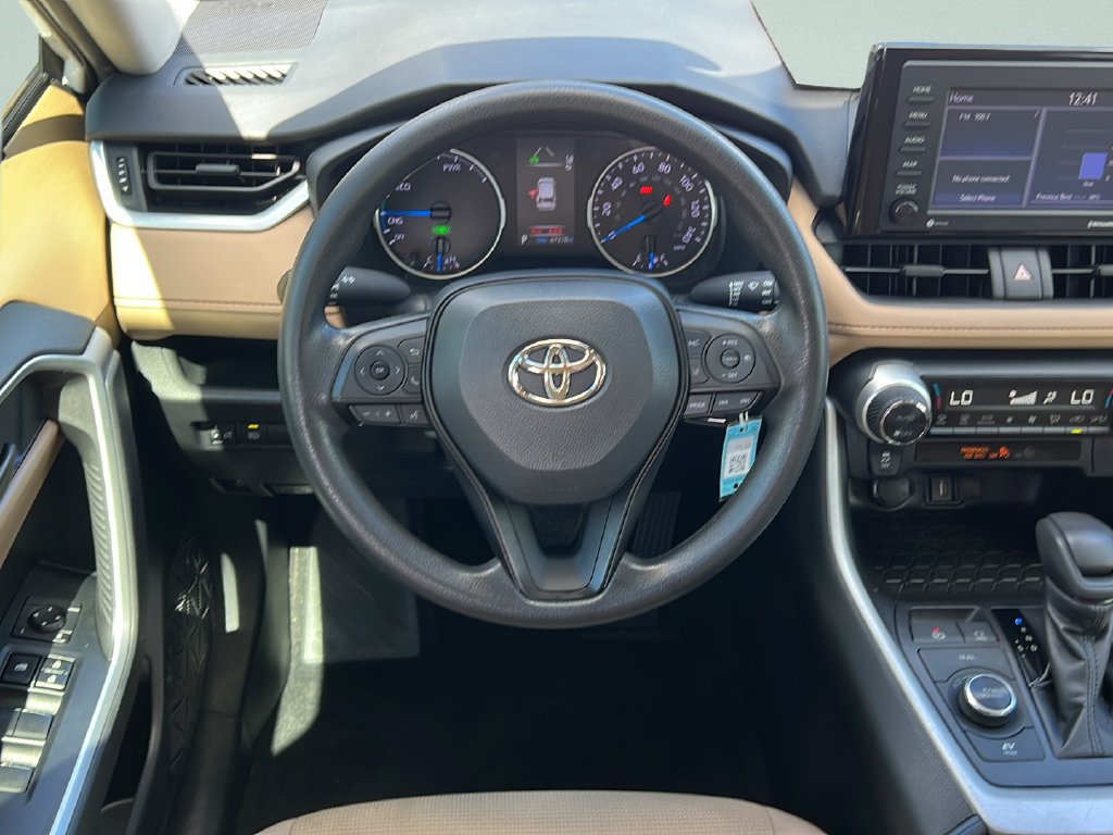 Used 2022 Toyota RAV4 LE AWD/4WD image 12