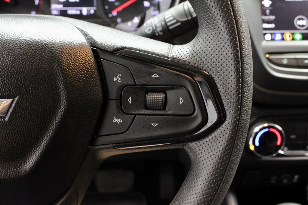 Used 2023 Chevrolet TrailBlazer LT FWD image 29