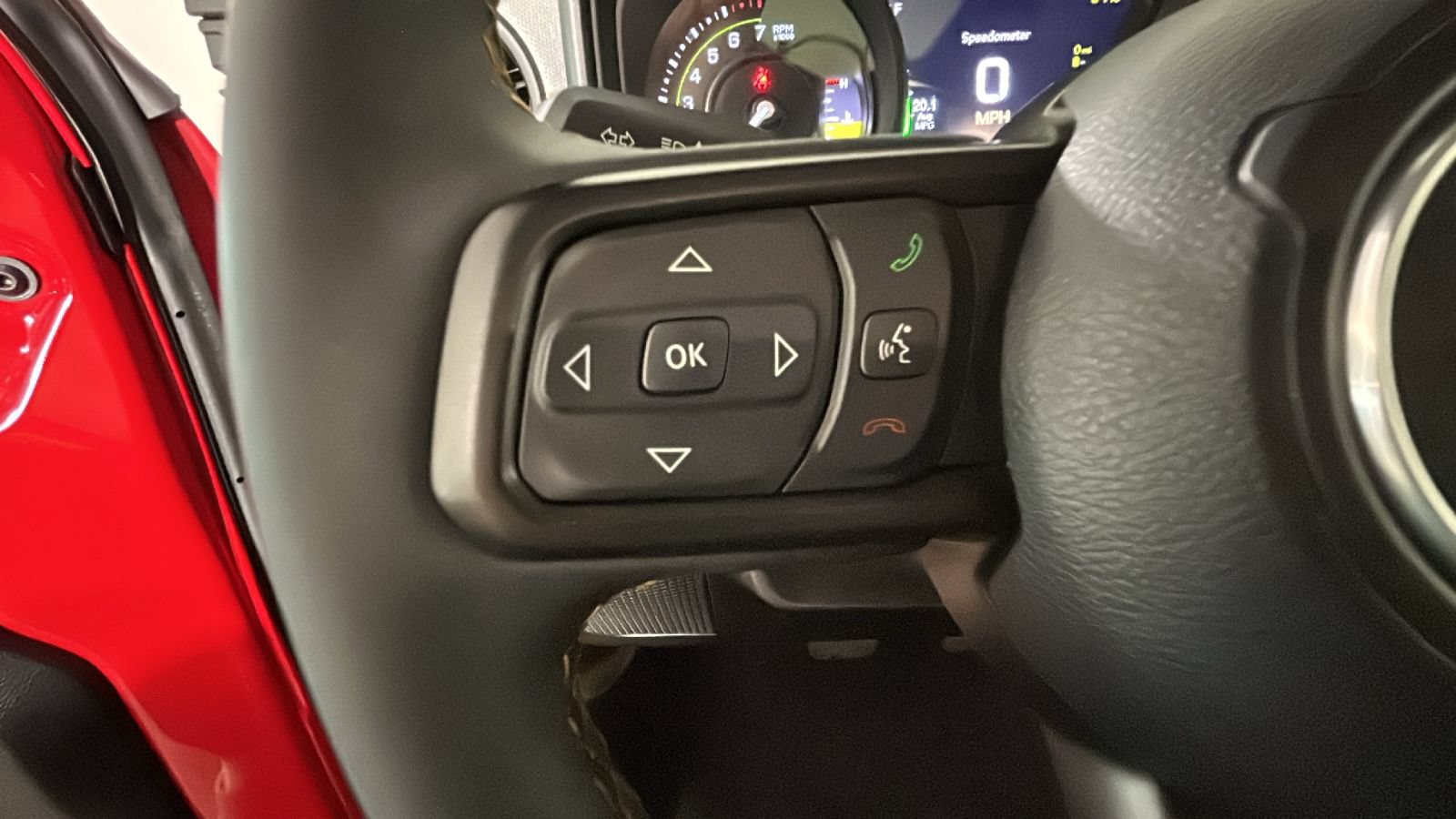 Used 2024 Jeep Wrangler Unlimited w/ Convenience Group AWD/4WD image 18
