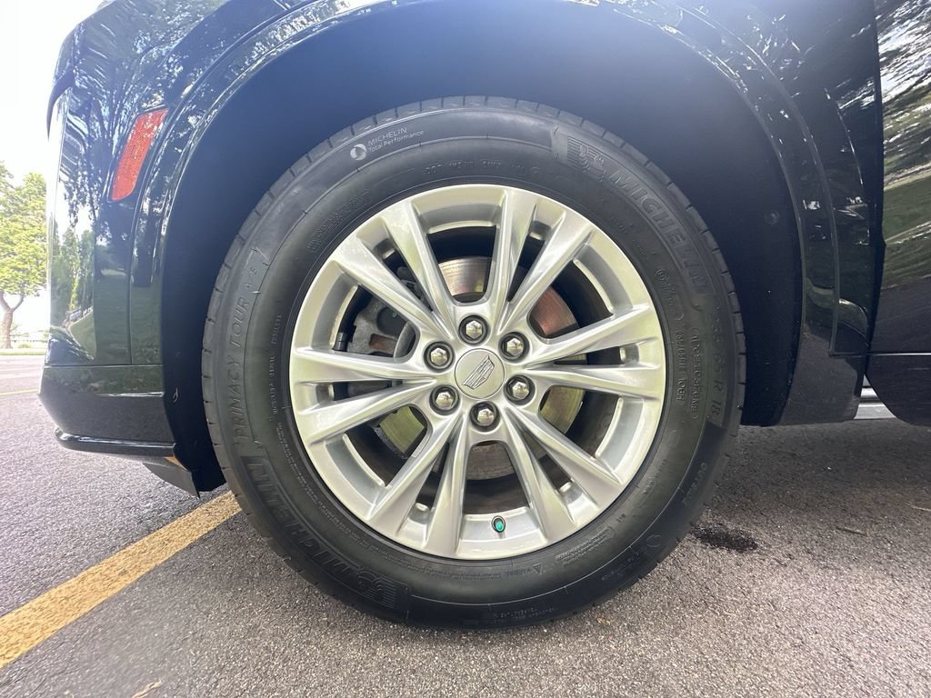 Certified 2024 Cadillac XT6 Luxury w/ LPO, Floor Liner Package AWD/4WD image 33