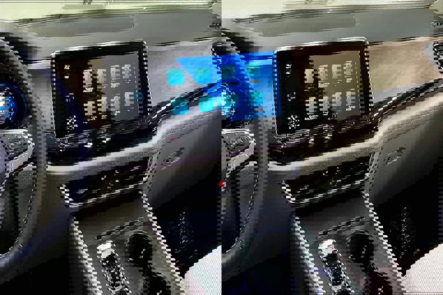 Used 2024 Volkswagen Atlas SE image 9