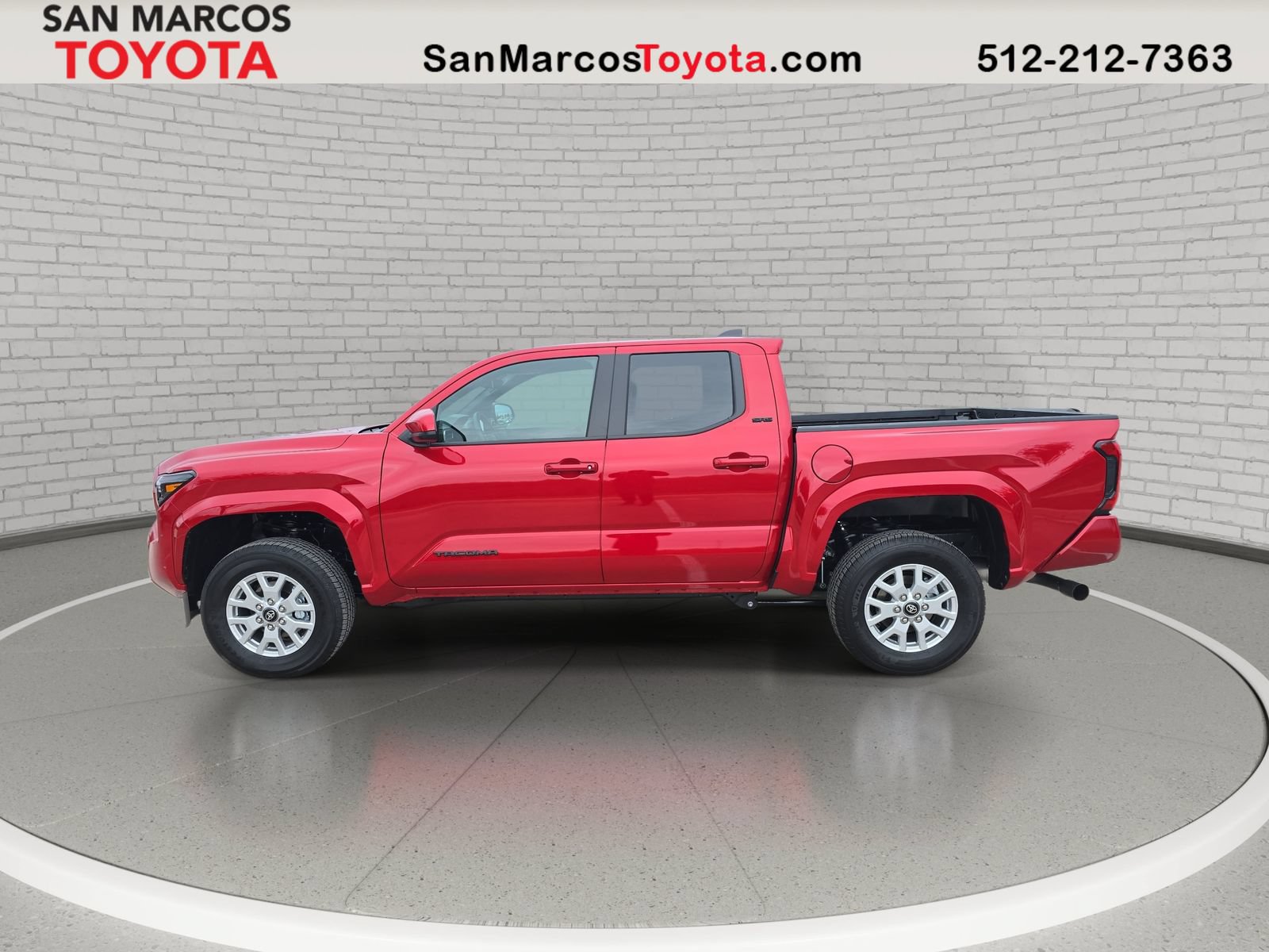 Used 2026 Toyota Tacoma SR5 AWD/4WD image 9