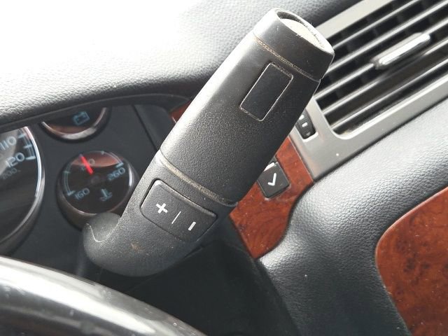 Used 2009 Chevrolet Avalanche LT image 36