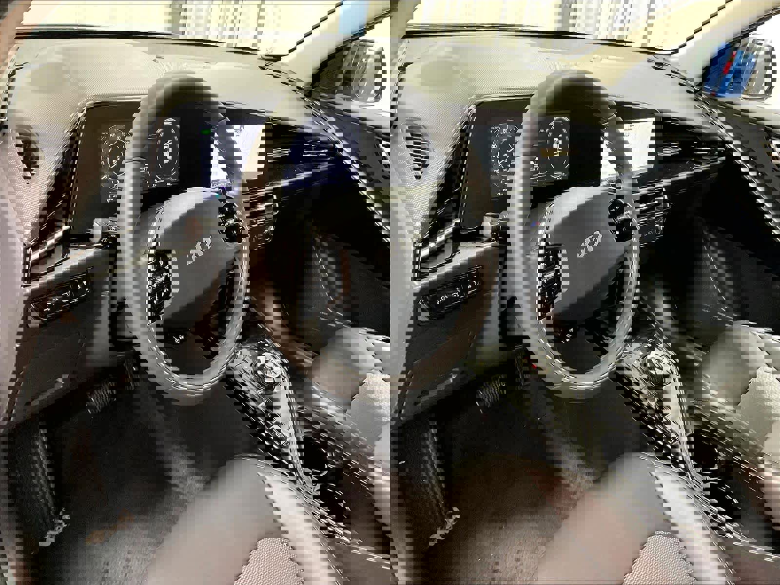 Used 2024 Kia Niro Wind image 8