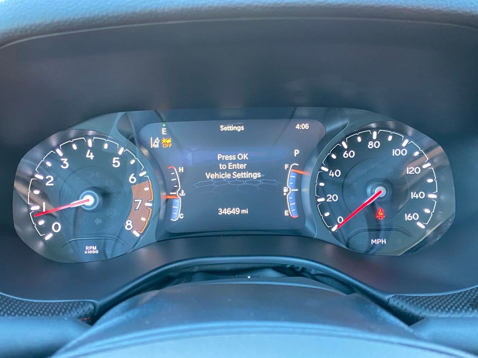 Used 2025 Jeep Compass Trailhawk AWD/4WD image 39