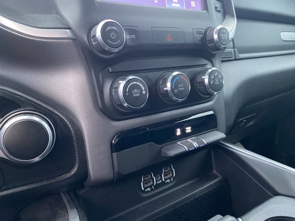 Used 2022 RAM 1500 Big Horn AWD/4WD image 14