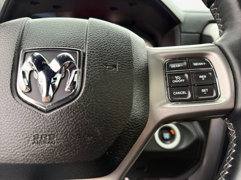 Used 2017 RAM 1500 Limited image 26