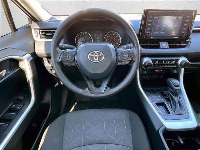 Used 2022 Toyota RAV4 XLE image 7