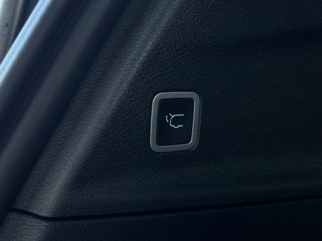 New 2026 Chrysler Pacifica Select image 12