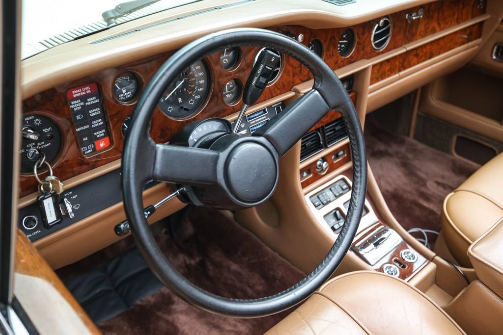 Used 1989 Rolls-Royce Corniche II RWD image 22