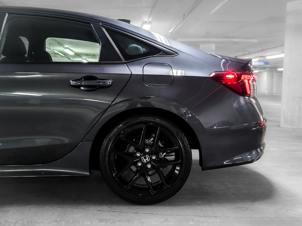 Used 2025 Honda Civic Sport image 15