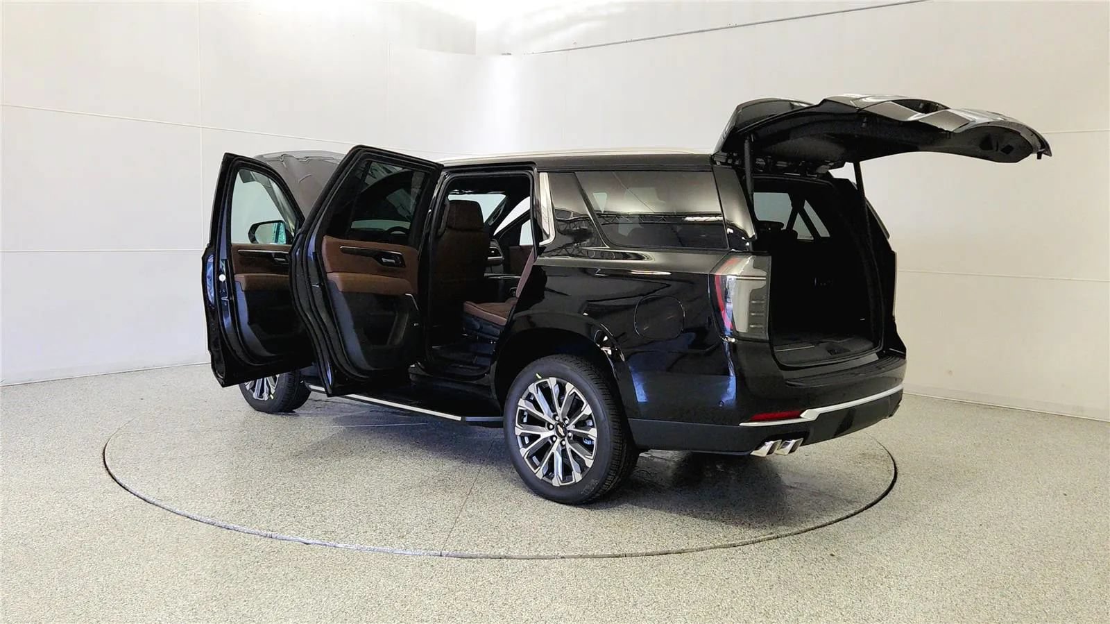 New 2026 Chevrolet Tahoe High Country w/ Sun And Tow Package AWD/4WD image 11